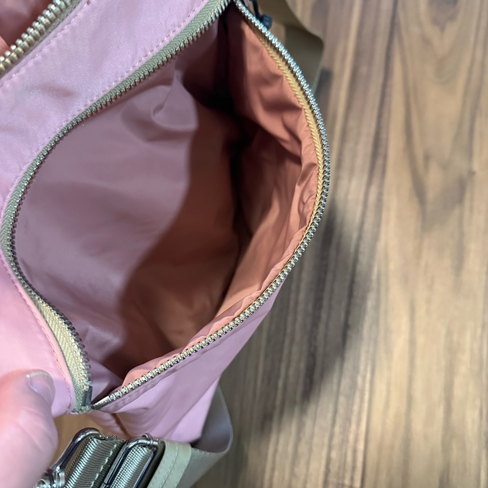 shortylove amuse - medium crossbody bag - Picture 6 of 6